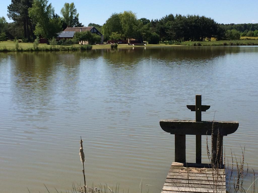Chambre D'Hotes Le Grand Fourneau Lassay-sur-Croisne ภายนอก รูปภาพ