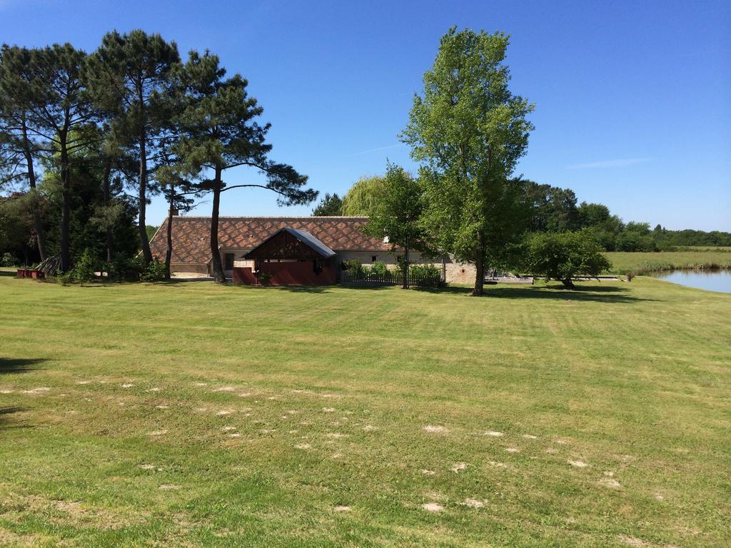 Chambre D'Hotes Le Grand Fourneau Lassay-sur-Croisne ภายนอก รูปภาพ